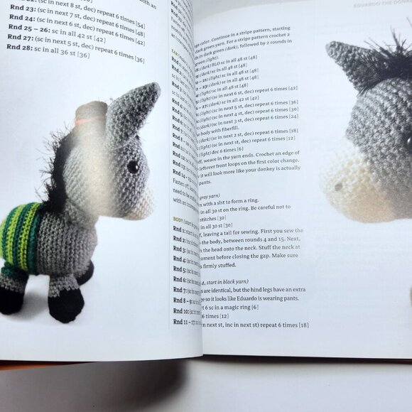Zoomigurumi: 15 Cute Amigurumi Patterns Baby Knitting and Afghan Books Lot of 3 - Picture 11 of 16